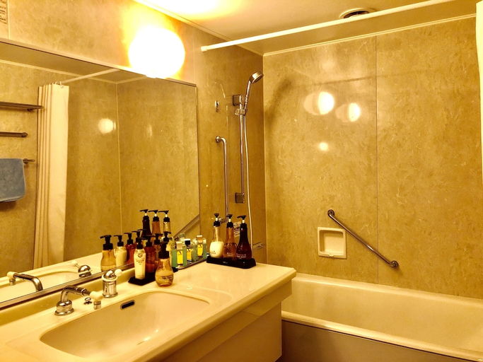 Bathroom 4, Hiroshimanoyado Aioi, Hiroshima