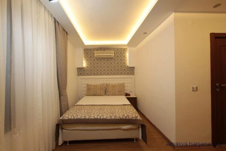 Bedroom 4, Grand Harsena Hotel, Merkez