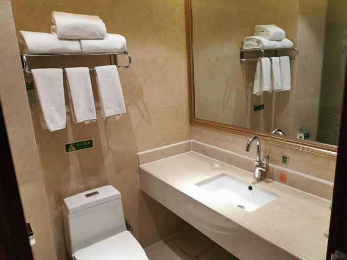 Bathroom 3, Vienna Hotel Qinghai Xining Wanda Plaza, Xining