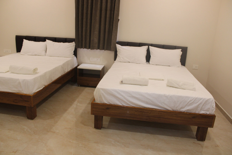 Room 4, GRS Inn, Tiruvannamalai