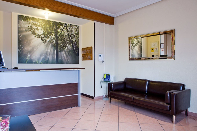 Public Area 3, Hostal América, Madrid