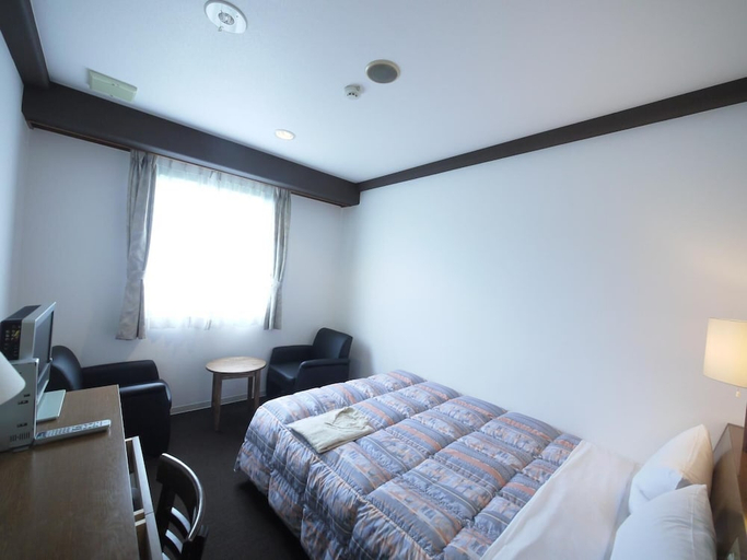 Bedroom 2, Numazu Inter Grand Hotel, Numazu