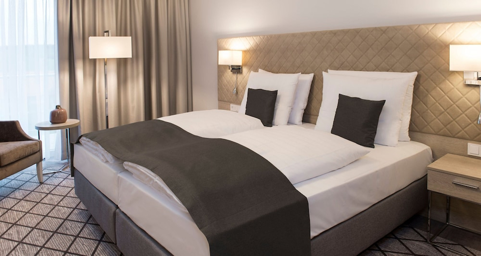 Bedroom 3, Victor's Residenz-Hotel Teistungenburg, Eichsfeld