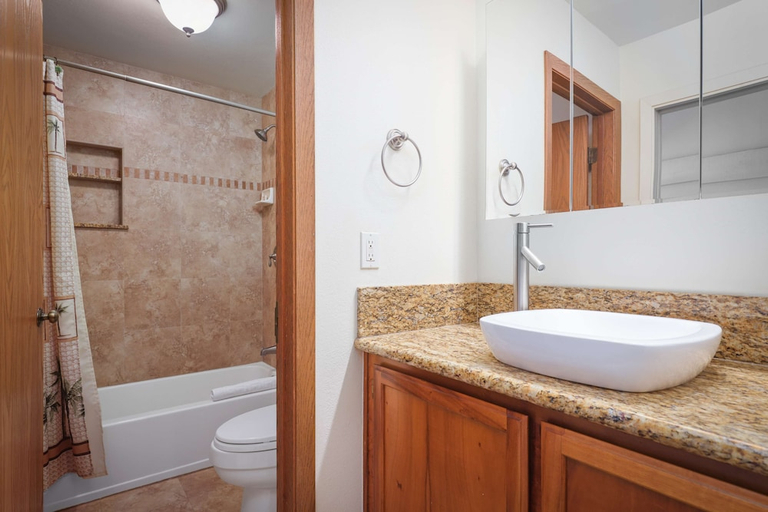 Bathroom 4, Aston Maui Hill Resort, Maui