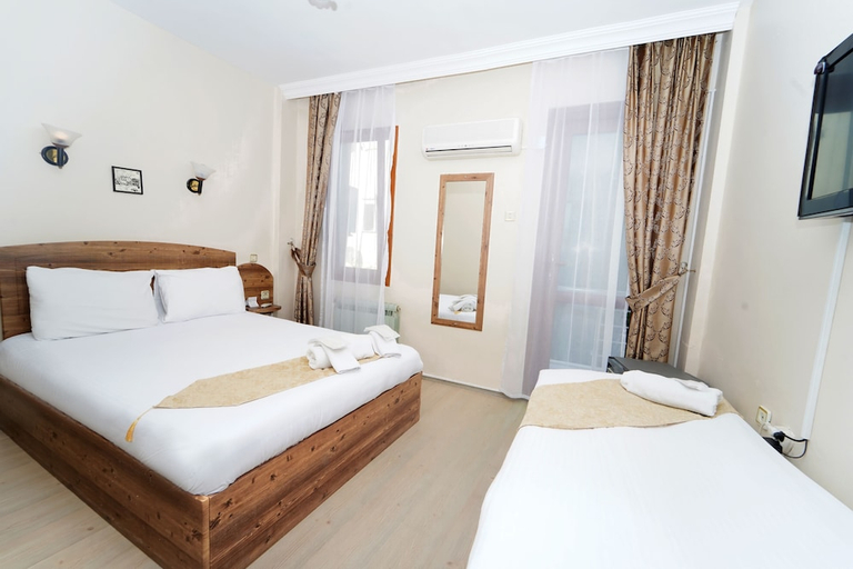 Bedroom 3, LIMON OTEL FOCA, Foça
