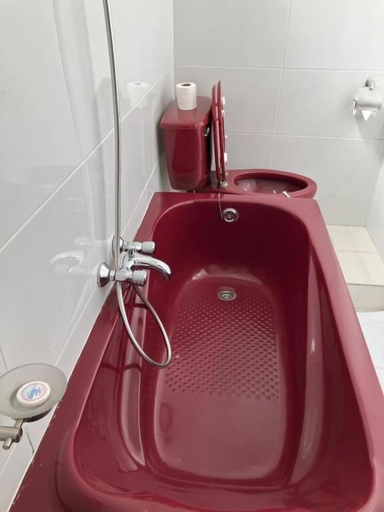 Bathroom 4, ivotel, Analamanga