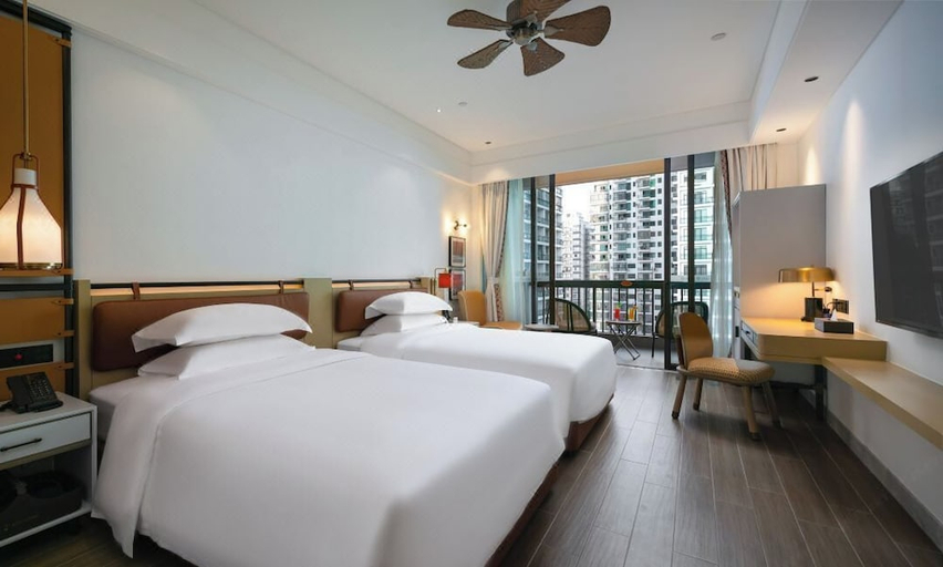 Bedroom 2, Sanya Golden Phoenix Sea View Hotel, Sanya