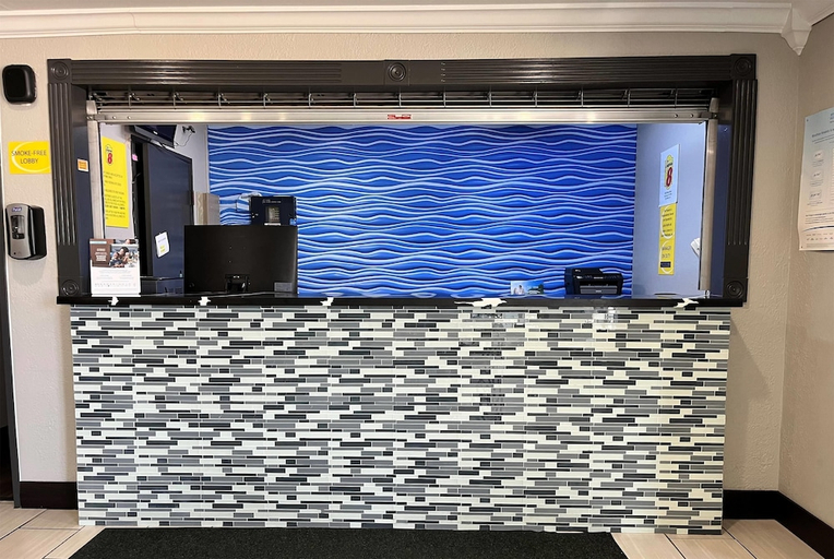 Public Area 2, Super 8 by Wyndham Vincennes, Knox