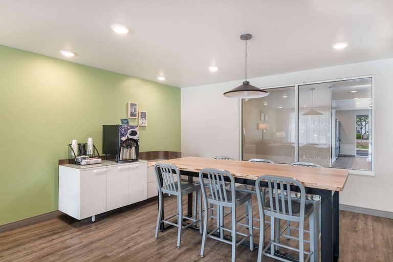 Public Area 3, WoodSpring Suites Concord-Charlotte Speedway, Cabarrus