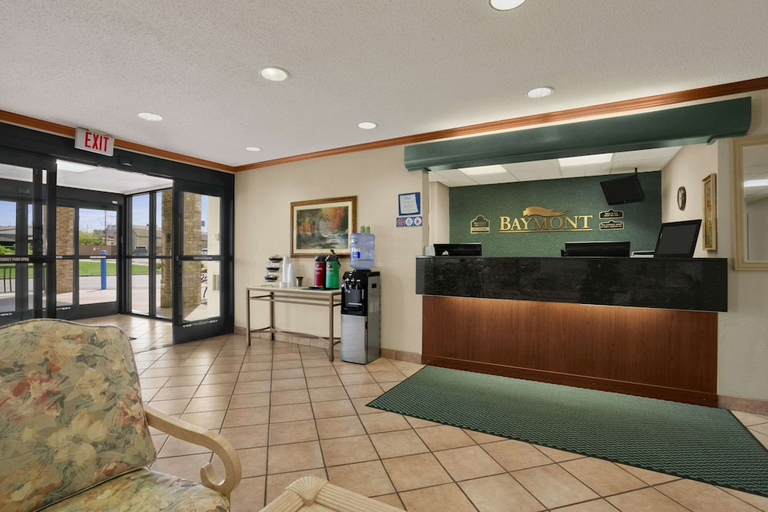 Public Area, Baymont by Wyndham Sullivan, Franklin