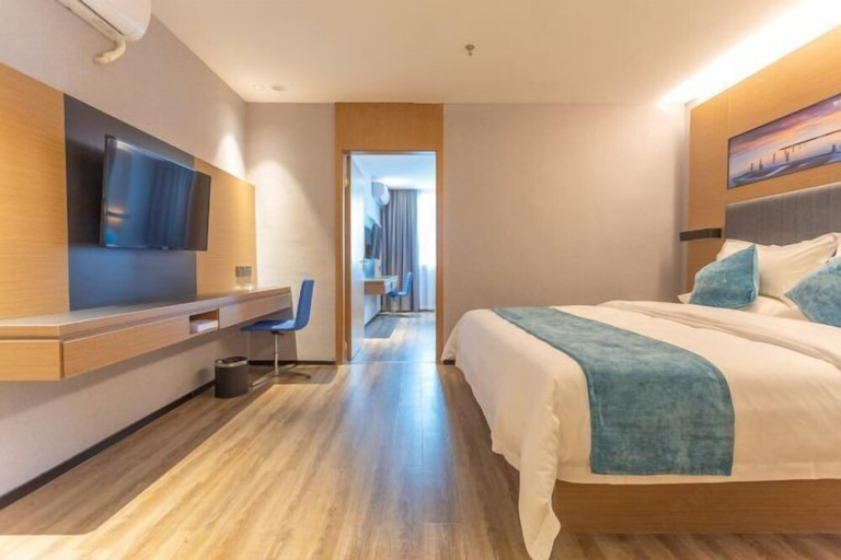 Bedroom 2, Yeste Hotel Qinzhou Bay Plaza, Qinzhou