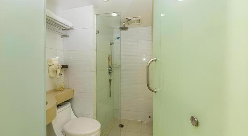 Bathroom 3, Shell Hotel Shanghai Expo Changqing Road Metro Station, Shanghai