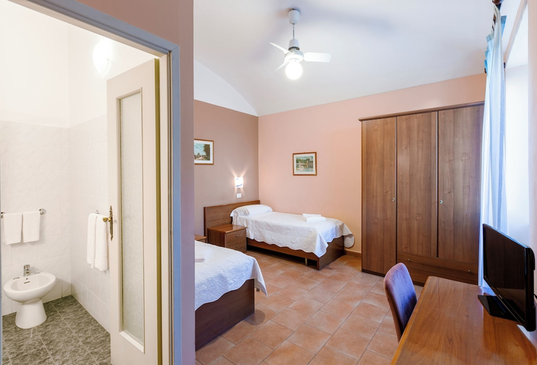 Bedroom 3, Hotel Castello, Torino