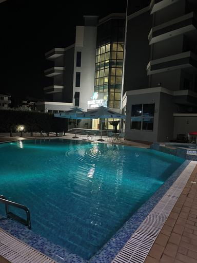 Pool 3, Blue Sky, Kavajës