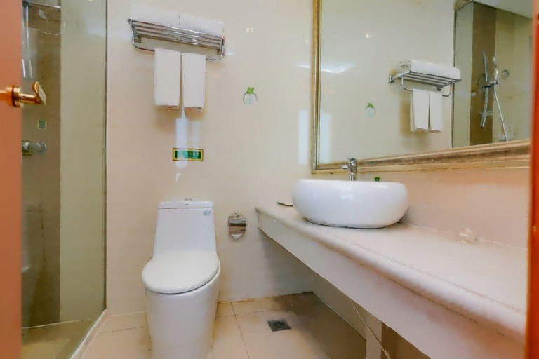 Bathroom 4, Vienna Classic Hotel Gansu Pingliang Greenland Plaza, Pingliang