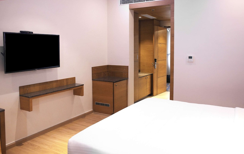 Bedroom 4, Comfort Inn Kaikaluru, Krishna