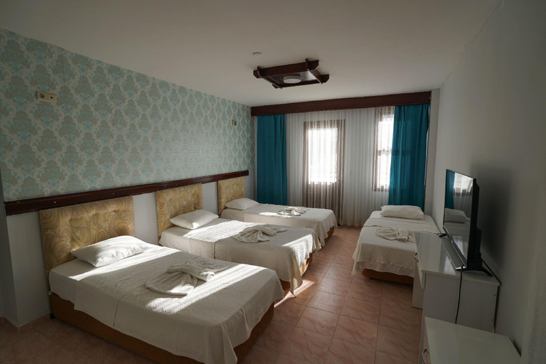 Bedroom 2, Arden Hotel, Didim