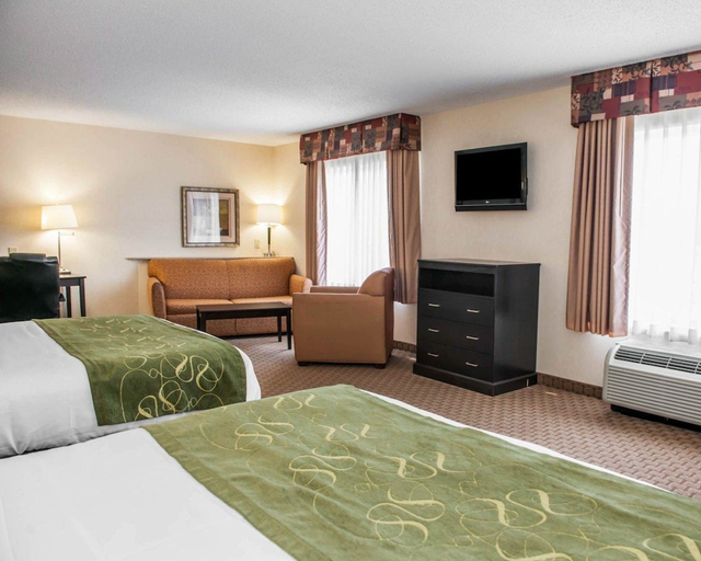 Bedroom 3, Comfort Suites Southport, Indianapolis