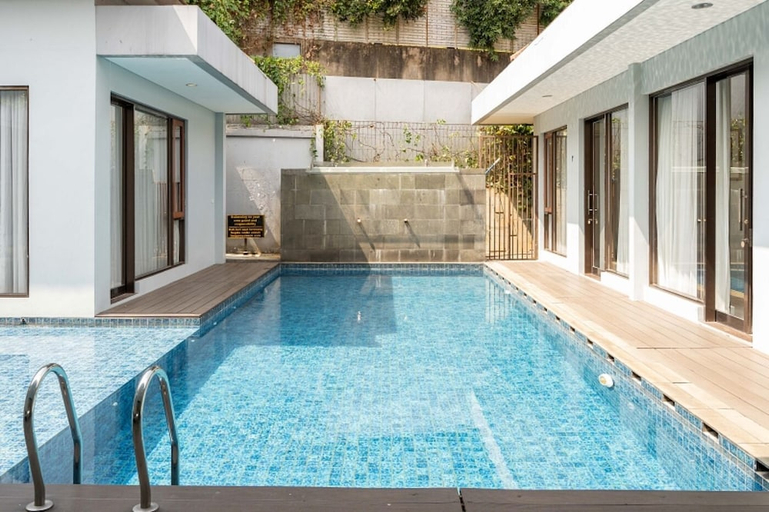 Sport & Beauty, Kirei Mountain View Villa 7 Br With Heated Pool, Bandung