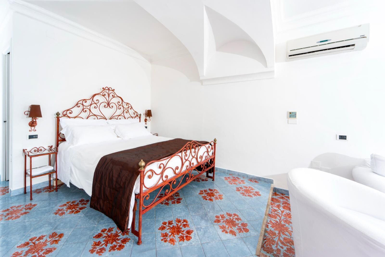 Bedroom 4, Hotel Regina Cristina, Napoli