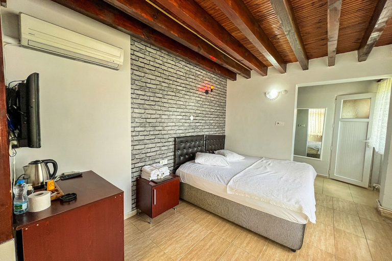 Bedroom 2, İznik Otel, İznik