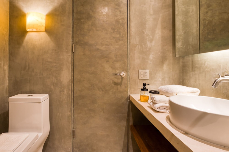Bathroom 4, Seremonia Origen Studios by The Spot Rentals, Cozumel
