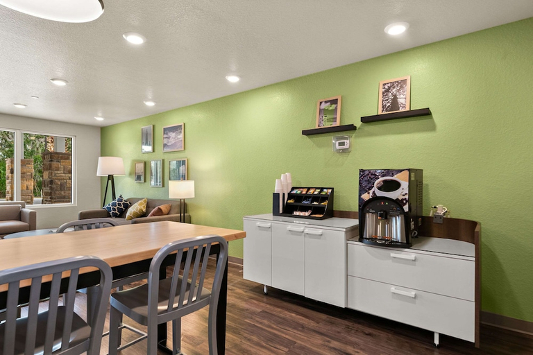 Public Area 2, Woodspring Suites Port Orange - Daytona Beach, Volusia