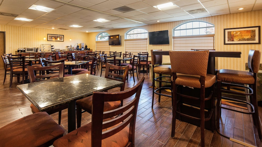 Food & Drinks, Best Western Plus Meridian, Ada