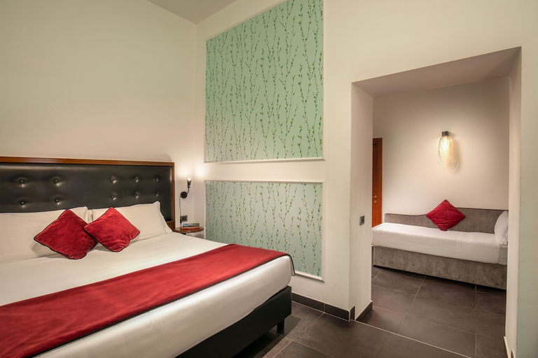 Bedroom 3, Hotel Navona Colors, Rome