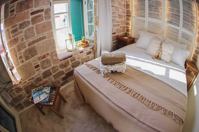 Bedroom 3, Panjur Cunda 1852, Ayvalık