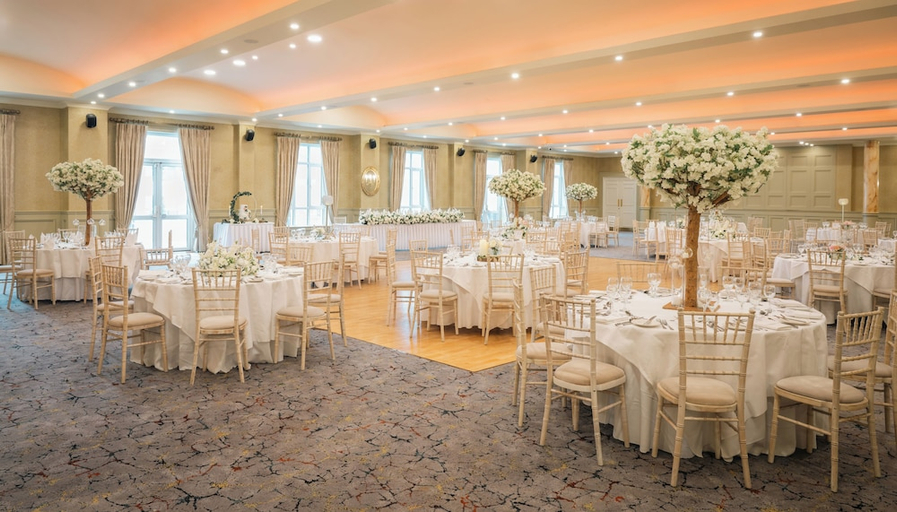Food & Drinks 5, Galway Bay Hotel