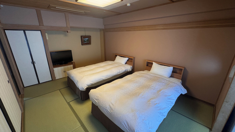 Bedroom 4, Ito Kowakien, Itō