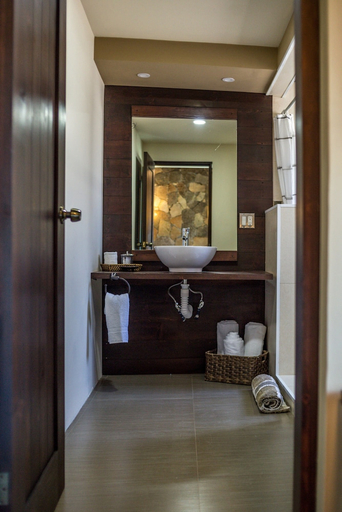 Bathroom 3, Bottega Hotel Boutique, Ensenada