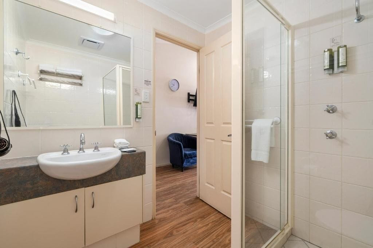 Bathroom 5, Caboolture Central Motor Inn, Caboolture  - Central