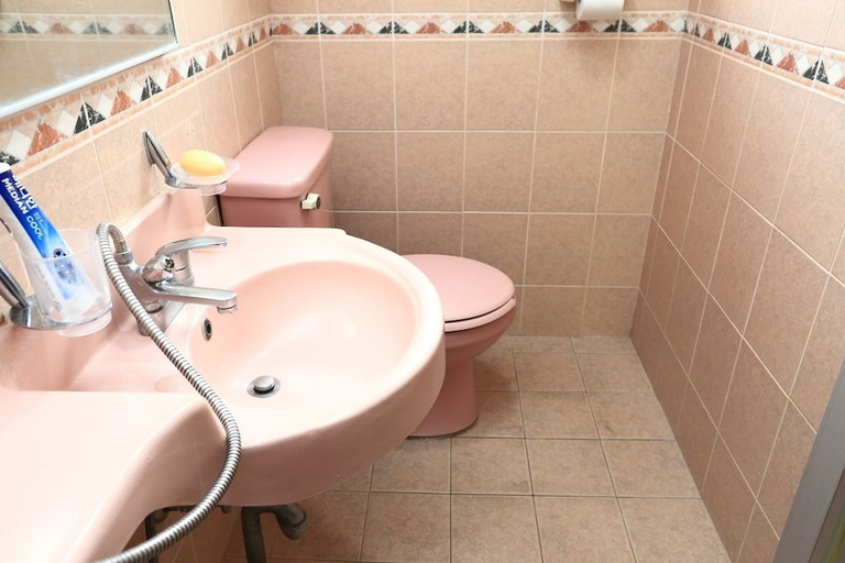 Bathroom 3, Haesung Pension, Seogwipo