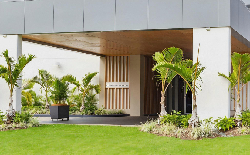 Exterior & Views 1, Hamilton Island Beach Club Resort, Whitsunday
