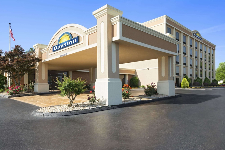 Exterior & Views, Days Inn by Wyndham Rome Downtown, Floyd