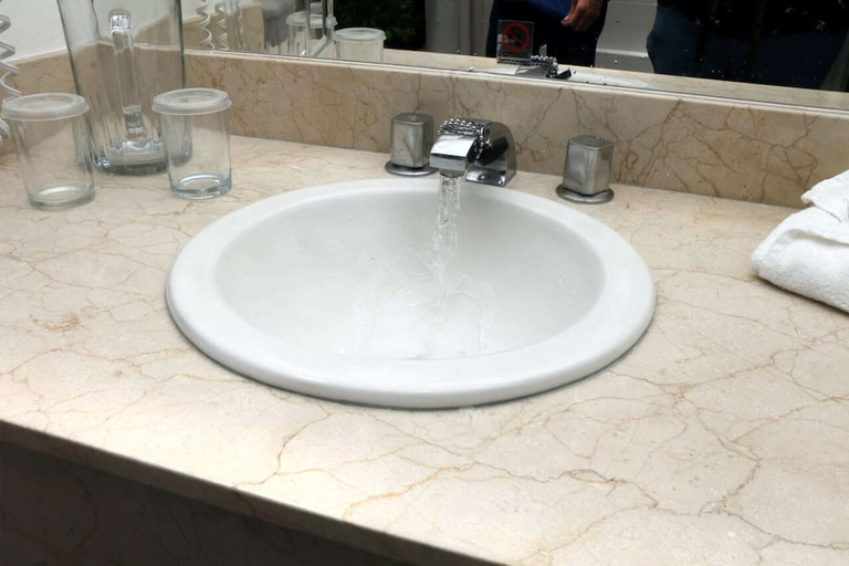 Bathroom 5, Best Western Riviera Tuxpan, Tuxpan