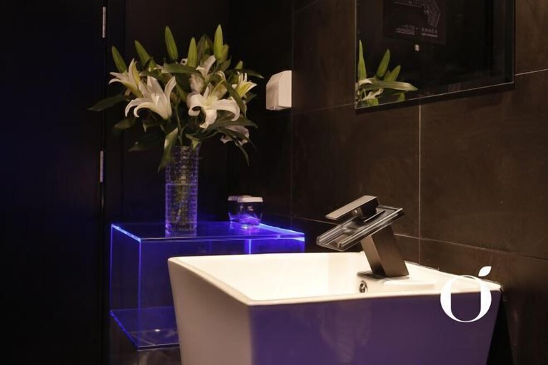Bathroom 4, Orange Hotel Qingdao Hai'er Road Shilaoren Bathing Beach, Qingdao