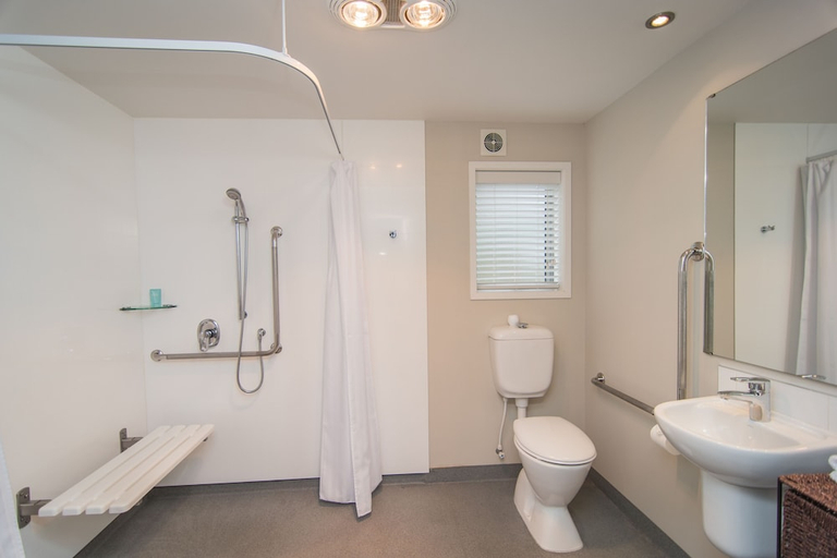 Bathroom 3, Coastal Ridge Apartments, Timaru
