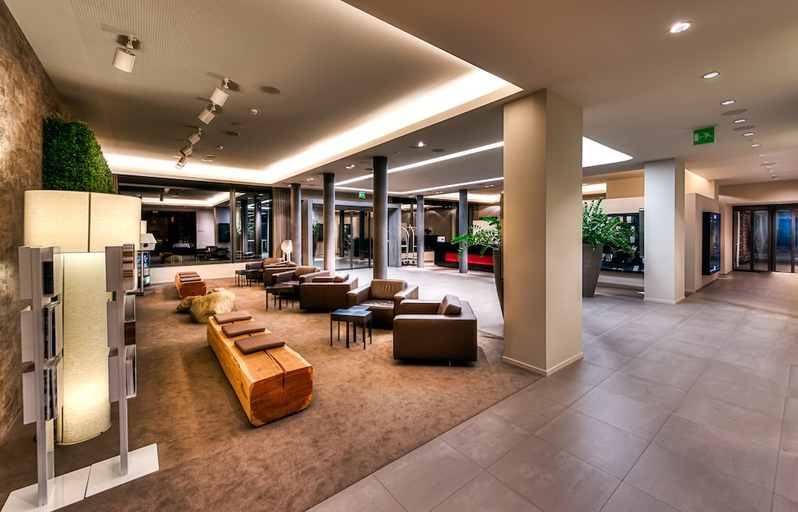 Public Area 5, Small Luxury Hotel Wellnesshotel Golfpanorama, Kreuzlingen
