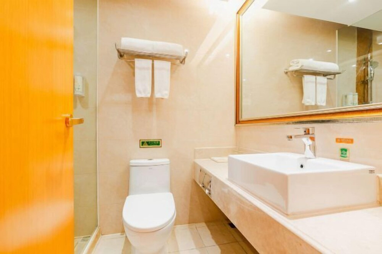 Bathroom 3, Vienna Hotel (Jiujiang Railway Station), Jiujiang