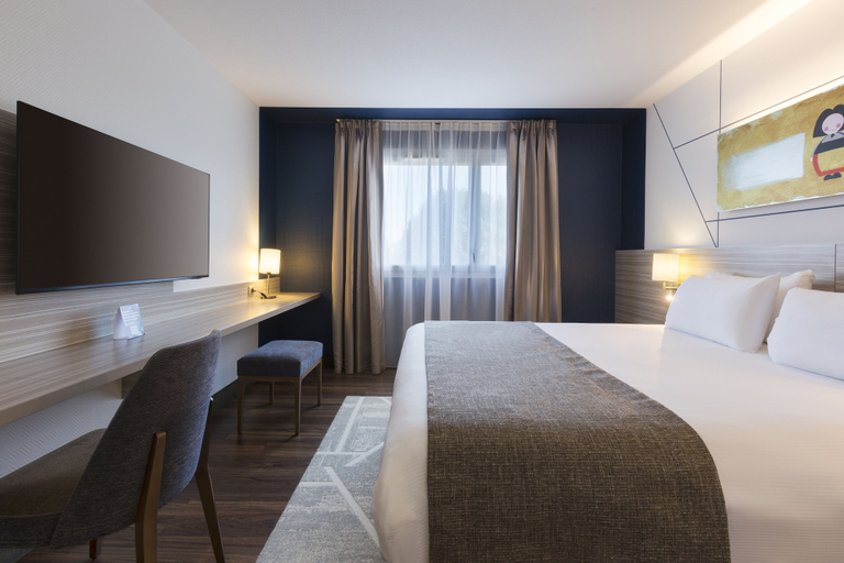 Bedroom 2, Hôtel Kyriad Strasbourg, Bas-Rhin