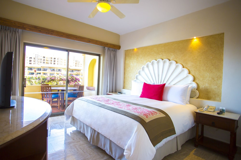 Bedroom 3, Family Luxury Suites by Velas Vallarta - All Inclusive, Puerto Vallarta