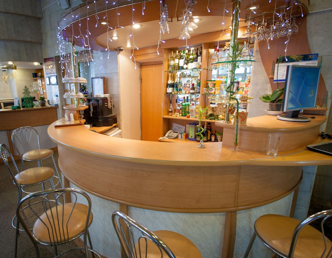 Food & Drinks 4, Oktyabrskaya Hotel, Borskiy rayon