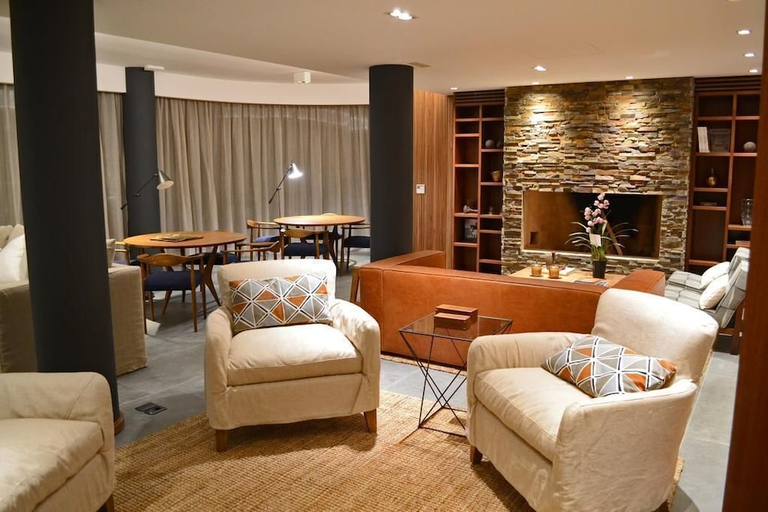Public Area, Cottage Puerto Buceo City Hotel, Montevideo