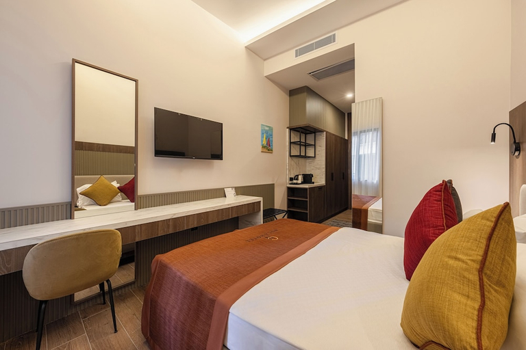 Others 3, Mira Inn Lara, Antalya