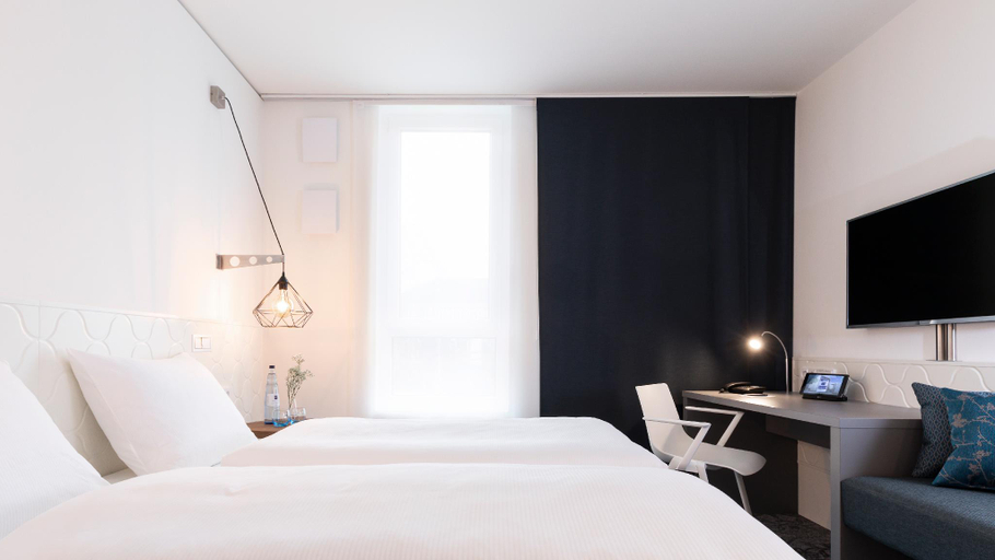Bedroom 2, Dorint Hotel Duren, Düren