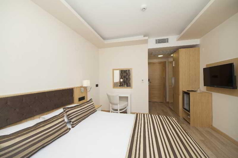 Bedroom 2, Hamzakoy Bluepark Boutique Hotel, Gelibolu