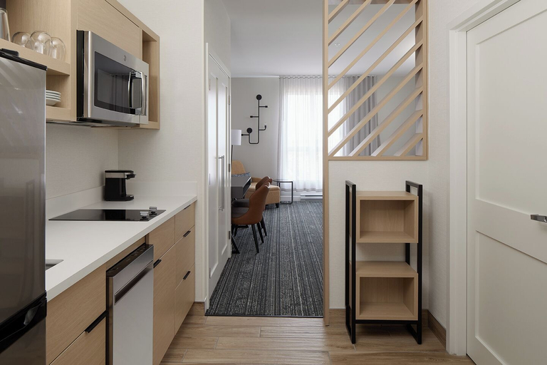 Room 2, Towneplace Suites By Marriott Montreal Airport, Montréal